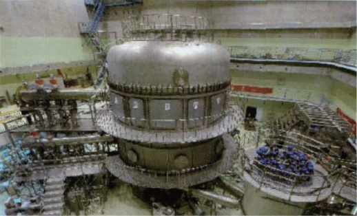 EJAM2-1GA12-Fig.10_EAST_superconducting_Tokamak_device