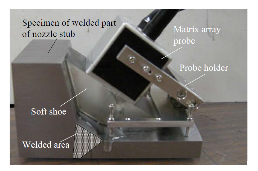 Phased Array Ultrasonic Testing for Components with complex surface geometry